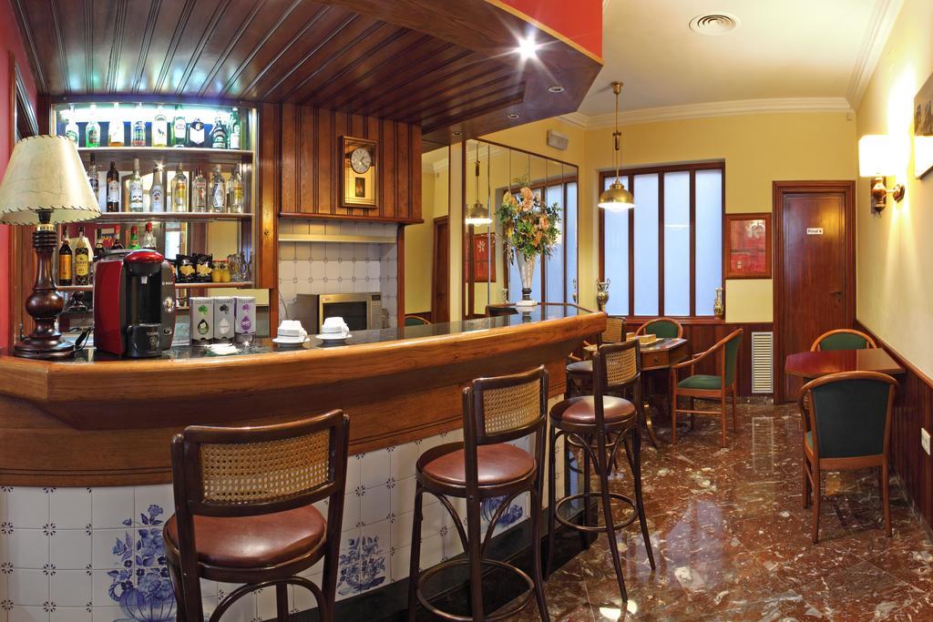 Hotel Los Angeles Figueres  Exterior photo